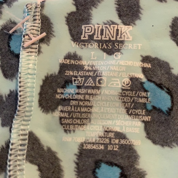 Seamless Blue Leopard Pink Thong Large Victoriaโs - Picture 10 of 15
